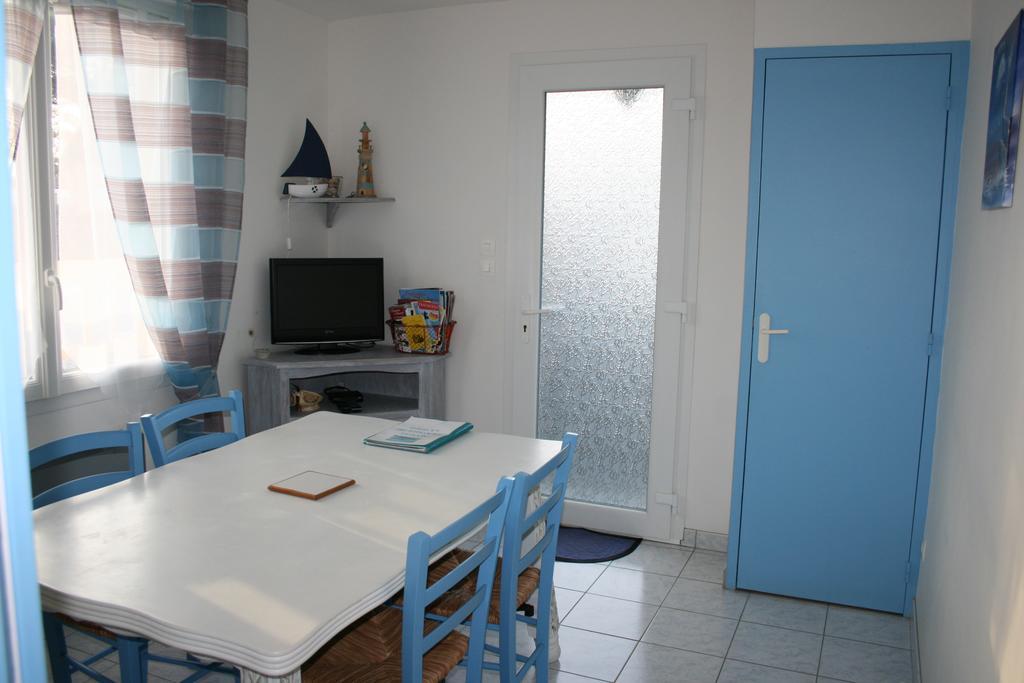 La Doris Villa Saint-Pair-sur-Mer Bagian luar foto